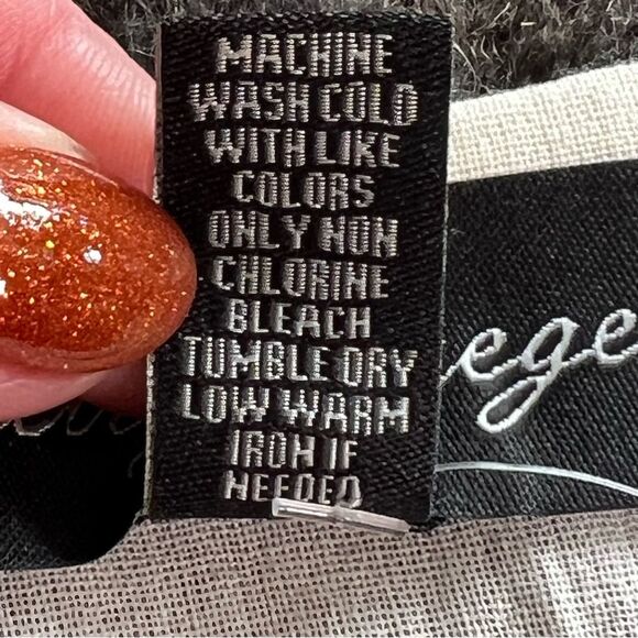 Gretty Zueger embroidered bell sleeve dress NWT lightweight small - Picture 8 of 10